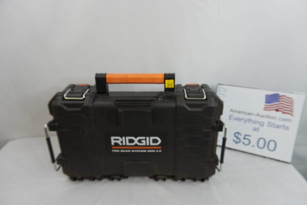 new Ridgid 22" long 14" wide with organizer inside