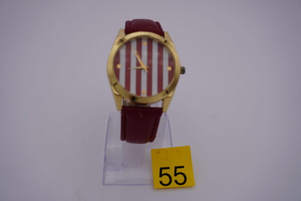 nice watch  red/white costume