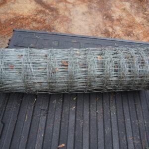 new roll of fence aprox 330' long45" tall