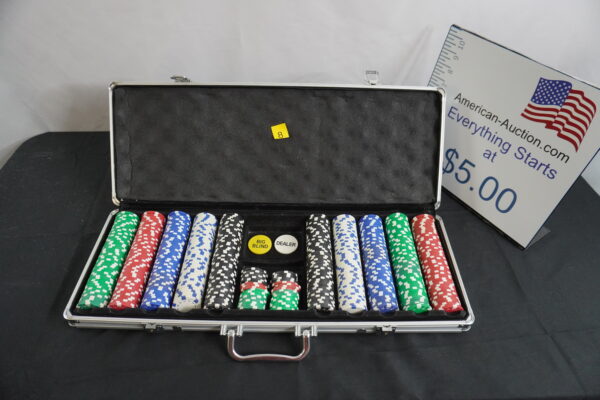 Poker chips in metal case