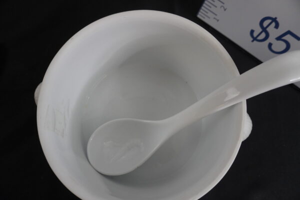 Seafood bowl with shrimp image in spoon and lid handle is a shrimp too - Image 3