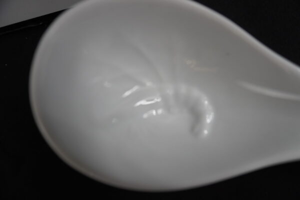 Seafood bowl with shrimp image in spoon and lid handle is a shrimp too - Image 2