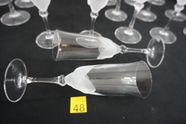 28 piece 3 different sizes "Crystal d' Argues Durand Florance" (Elegant tulip design) - Image 4
