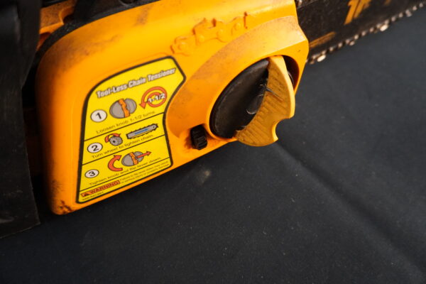 running 16" Poulan Pro 35cc chainsaw with easy tighten/change bar/chain feature (no tools) - Image 2