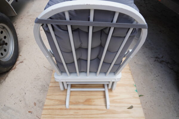 White rocker/glider nice codition