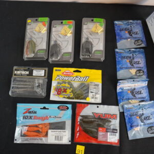11 piece fishing items
